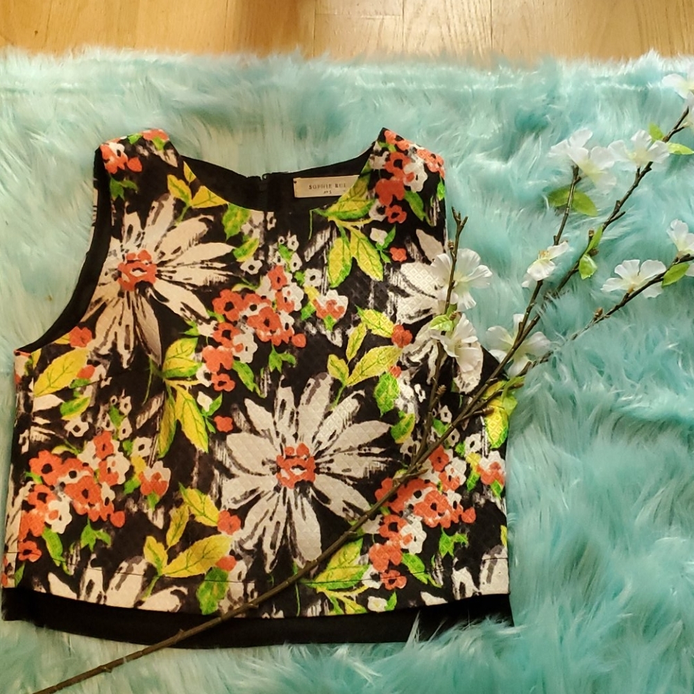 Flower crop top